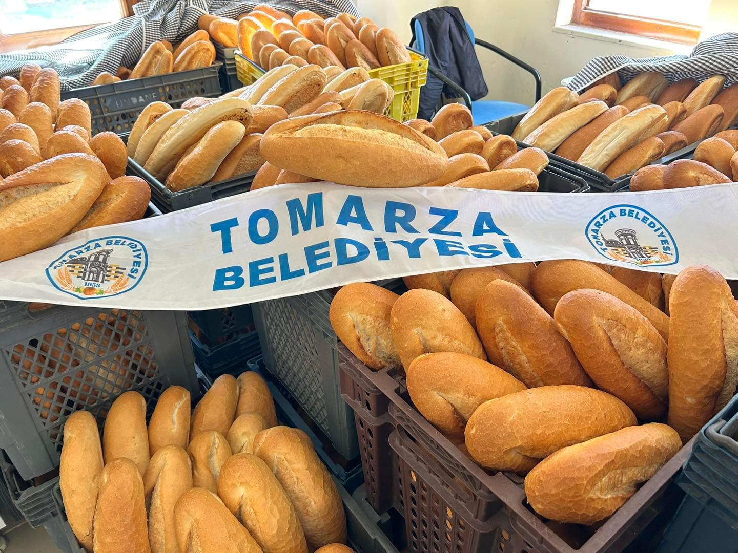 Tomarza Belediyesi, 7 buçuk liradan ekmek satmaya başladı